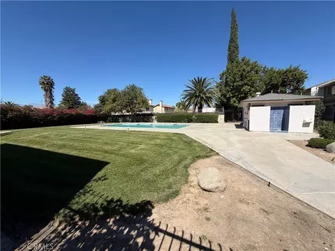 1091 Clark, Riverside, CA 92501 photo 3