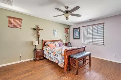 Bedroom - 15356 Thistle St, Fontana, CA 92336 photo 4 of 7