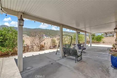 Exterior - 15356 Thistle St, Fontana, CA 92336 photo 6 of 8