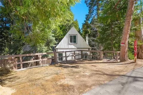 Exterior - 26220 Boulder, Twin Peaks, CA 92391 photo 5 of 6