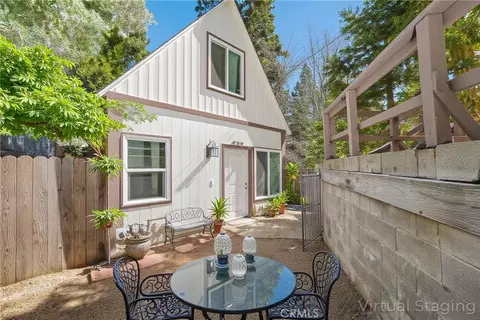 Exterior - 26220 Boulder, Twin Peaks, CA 92391 photo 2 of 6
