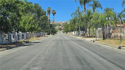 23729 Citrus Ave, Perris, CA 92570 photo 3