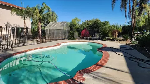 Exterior - 23729 Citrus Ave, Perris, CA 92570 photo 13 of 16