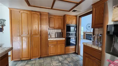 Kitchen - 23729 Citrus Ave, Perris, CA 92570 photo 1 of 1