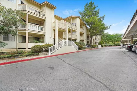 5728 Oak Bend Ln #310, Oak Park, CA 91377