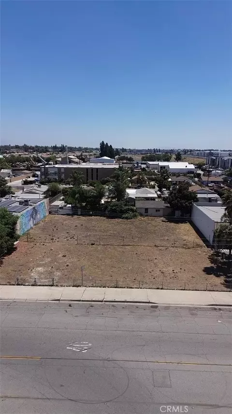 10593 Mills, Montclair, CA 91763 photo 2