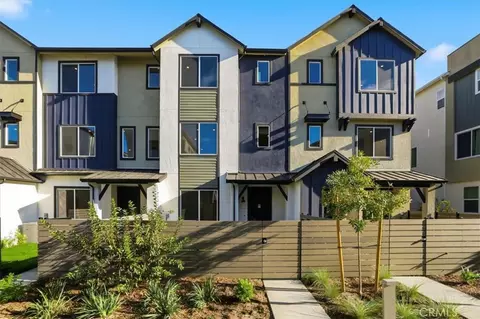 27317 Bear Creek Ln, Valencia, CA 91381