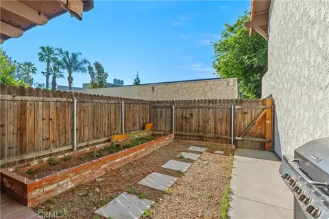 Exterior - 1408 Everton, Riverside, CA 92507 photo 5 of 12