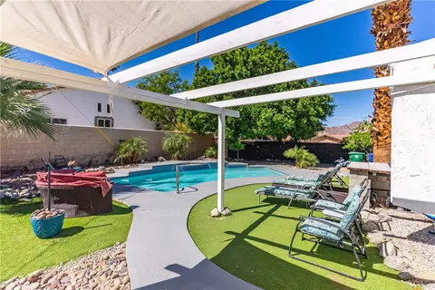 52745 Avenida Obregon, La Quinta, CA 92253