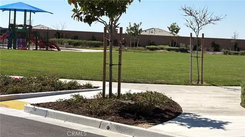 View/Area - 7616 Nectarsweet Dr, Riverside, CA 92507 photo 1 of 1