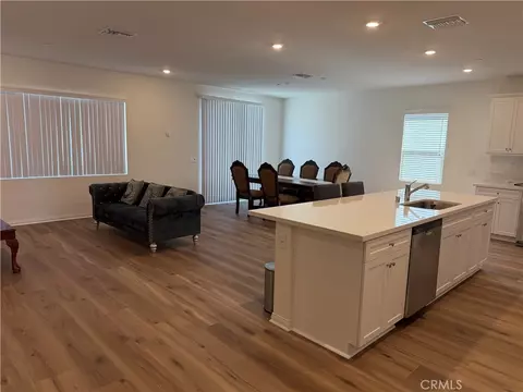 Living - 7616 Nectarsweet Dr, Riverside, CA 92507 photo 1 of 2