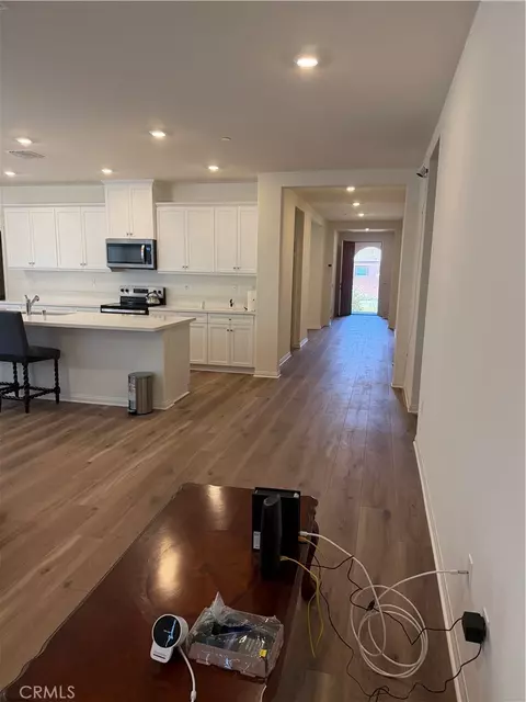 Entry Way - 7616 Nectarsweet Dr, Riverside, CA 92507 photo 3 of 4