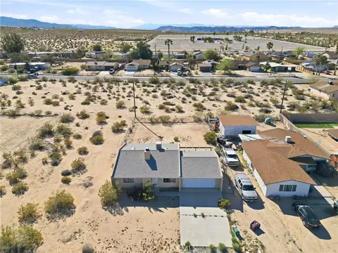 View/Area - 5378 Chia Ave, Twentynine Palms, CA 92277 photo 3 of 8
