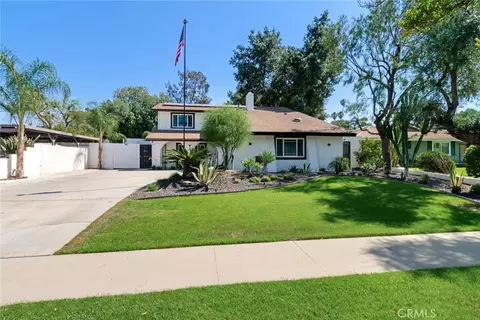 5822 Old Ranch Rd, Riverside, CA 92504