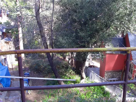23542 Lake, Crestline, CA 92325 photo 2