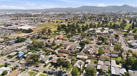 View/Area - 187 E Temple, San Bernardino, CA 92410 photo 5 of 8
