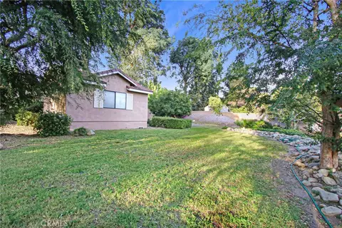 Exterior - 7954 Thoroughbred, Rancho Cucamonga, CA 91701 photo 13 of 13
