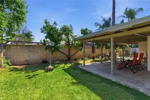 Exterior - 1019 Meadowview Ct, Corona, CA 92880 photo 8 of 13