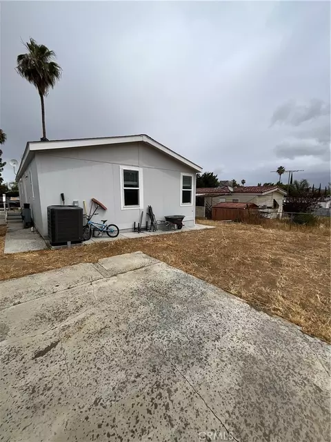 17035 Hidalgo, Perris, CA 92570 photo 12