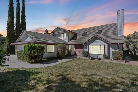 12938 Lupine Ct, Yucaipa, CA 92399