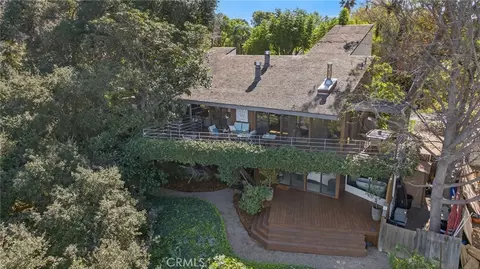 Exterior - 2023 Arroyo Dr, Riverside, CA 92506 photo 18 of 18