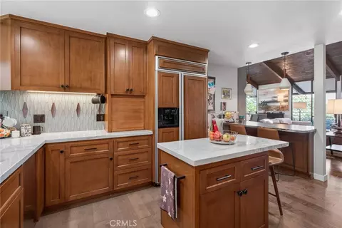 Kitchen - 2023 Arroyo Dr, Riverside, CA 92506 photo 4 of 5