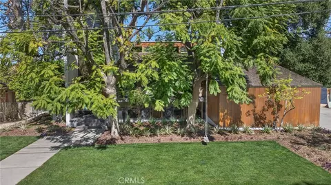 Exterior - 2023 Arroyo Dr, Riverside, CA 92506 photo 5 of 18