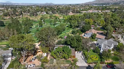 View/Area - 2023 Arroyo Dr, Riverside, CA 92506 photo 2 of 9