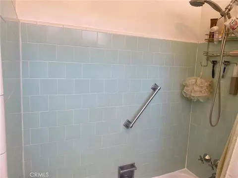 Bath - 1448 N Euclid, Upland, CA 91786 photo 2 of 3