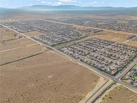 View/Area - 11036 Windcrest Ct, Adelanto, CA 92301 photo 4 of 8