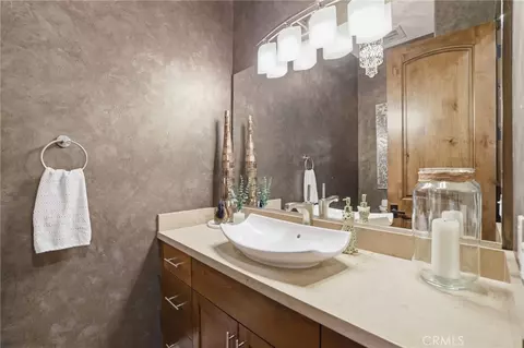 Bath - 14779 Wood, Riverside, CA 92508 photo 6 of 8