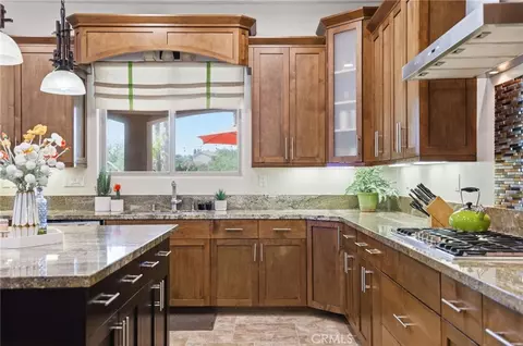 Kitchen - 14779 Wood, Riverside, CA 92508 photo 4 of 6