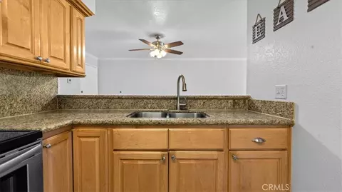 Kitchen - 15000 Downey Ave #135, Paramount, CA 90723 photo 2 of 2