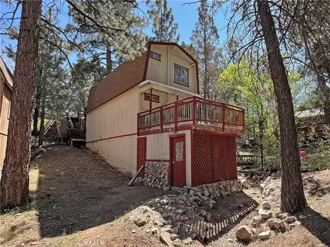 186 Kern Ave, Sugarloaf, CA 92386