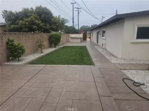 Exterior - 1720 Elsinore Cir, Oxnard, CA 93035 photo 5 of 11