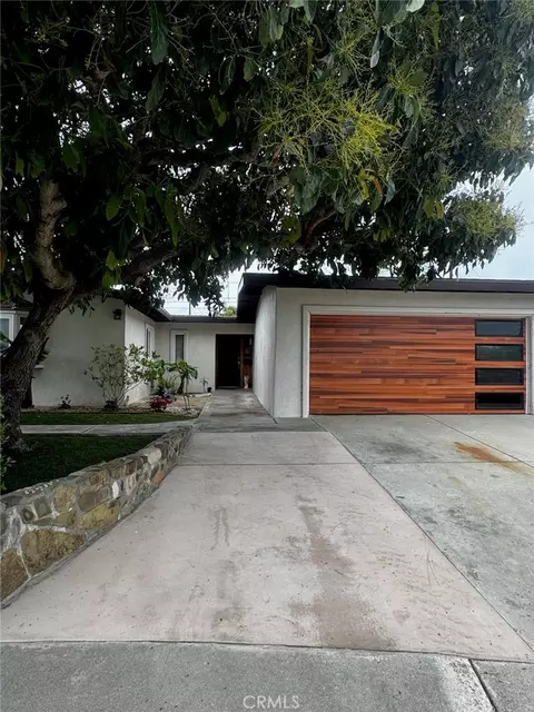 1720 Elsinore Cir, Oxnard, CA 93035