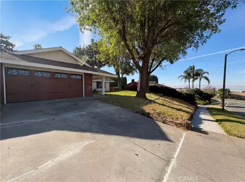 Exterior - 2785 Bonita Dr, Highland, CA 92346 photo 3 of 4