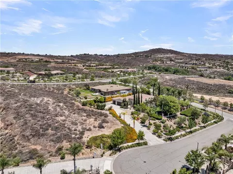 View/Area - 7780 Solitude Ct, Riverside, CA 92506 photo 6 of 6