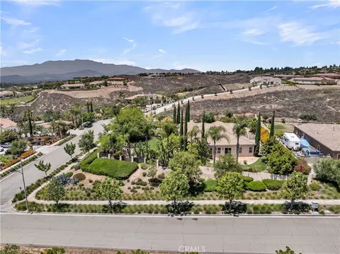View/Area - 7780 Solitude Ct, Riverside, CA 92506 photo 5 of 6