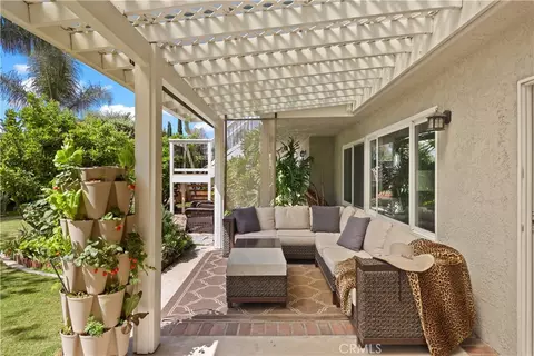 Exterior - 5706 E Bryce Ave, Orange, CA 92867 photo 11 of 14