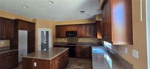 29918 Fox Creek Dr, Menifee, CA 92586
