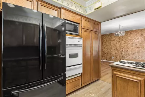 Kitchen - 775 Huston, Riverside, CA 92507 photo 3 of 4