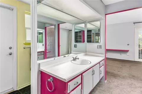 Bath - 775 Huston, Riverside, CA 92507 photo 3 of 5