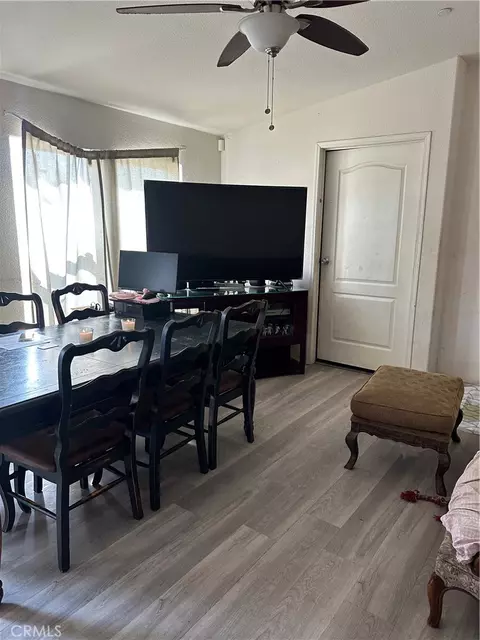 1247 E St, Corona, CA 92882 photo 9