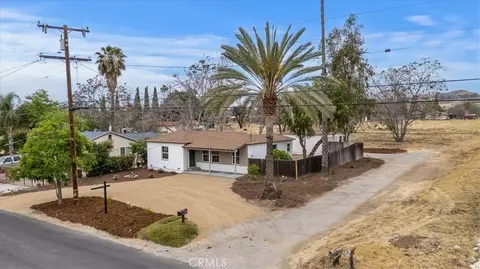 32568 Kentucky St, Yucaipa, CA 92399 photo 9