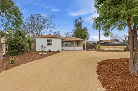 32568 Kentucky St, Yucaipa, CA 92399 photo 4