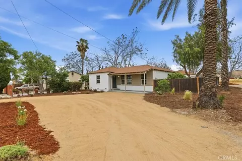 32568 Kentucky St, Yucaipa, CA 92399 photo 7