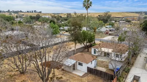 32568 Kentucky St, Yucaipa, CA 92399 photo 46