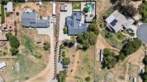 View/Area - 16872 Iris, Riverside, CA 92504 photo 2 of 6