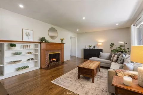 4715 Oakwood Pl, Riverside, CA 92506